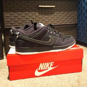 Nike SB Gnarhunters black color
